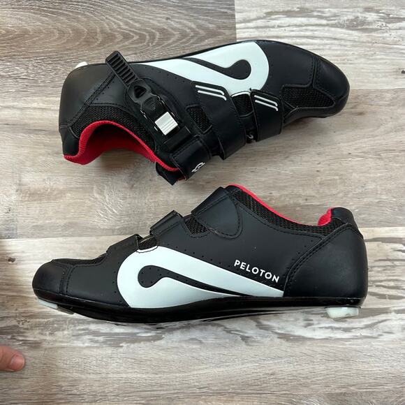 Peloton Cycling Shoes Black White Red Clip In Road Bike SPD Compatible Size 42 - Picture 3 of 6